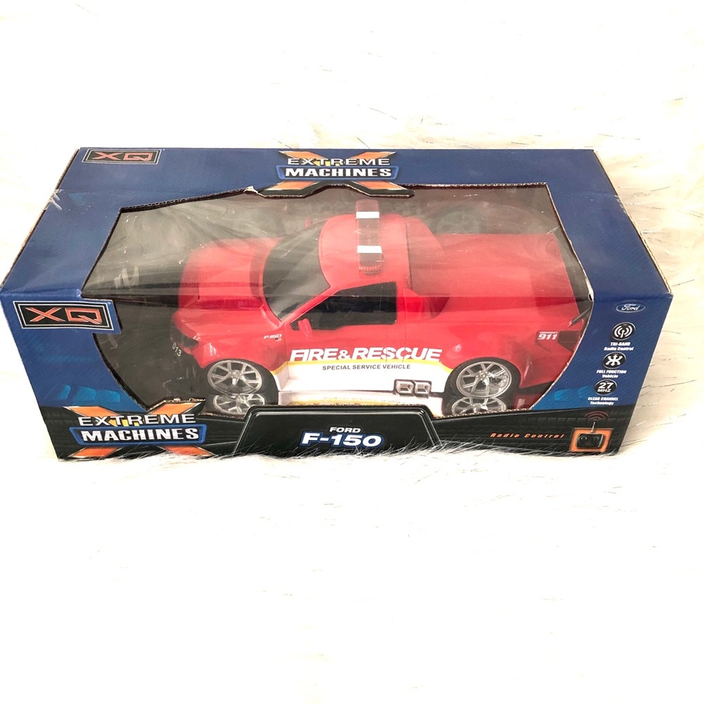 EXTREME MACHINE FORD F-150 FIRE & RASCUE CAR - Picture 1 of 6